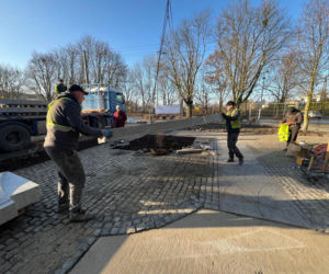 Budowa pomnika Żołnierzy 55. Poznańskiego Pułku Piechoty w Lesznie