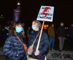 Protest kobiet w centrum Warszawy