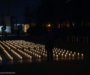 Miasto ofiarom pandemii. Białystok uczcił pamięć zmarłych na COVID-19 [ZDJĘCIA]
