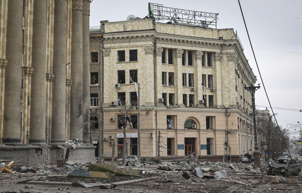 W centrum Charkowa wybuchają rakiety. POTĘŻNA EKSPLOZJA na placu głównym