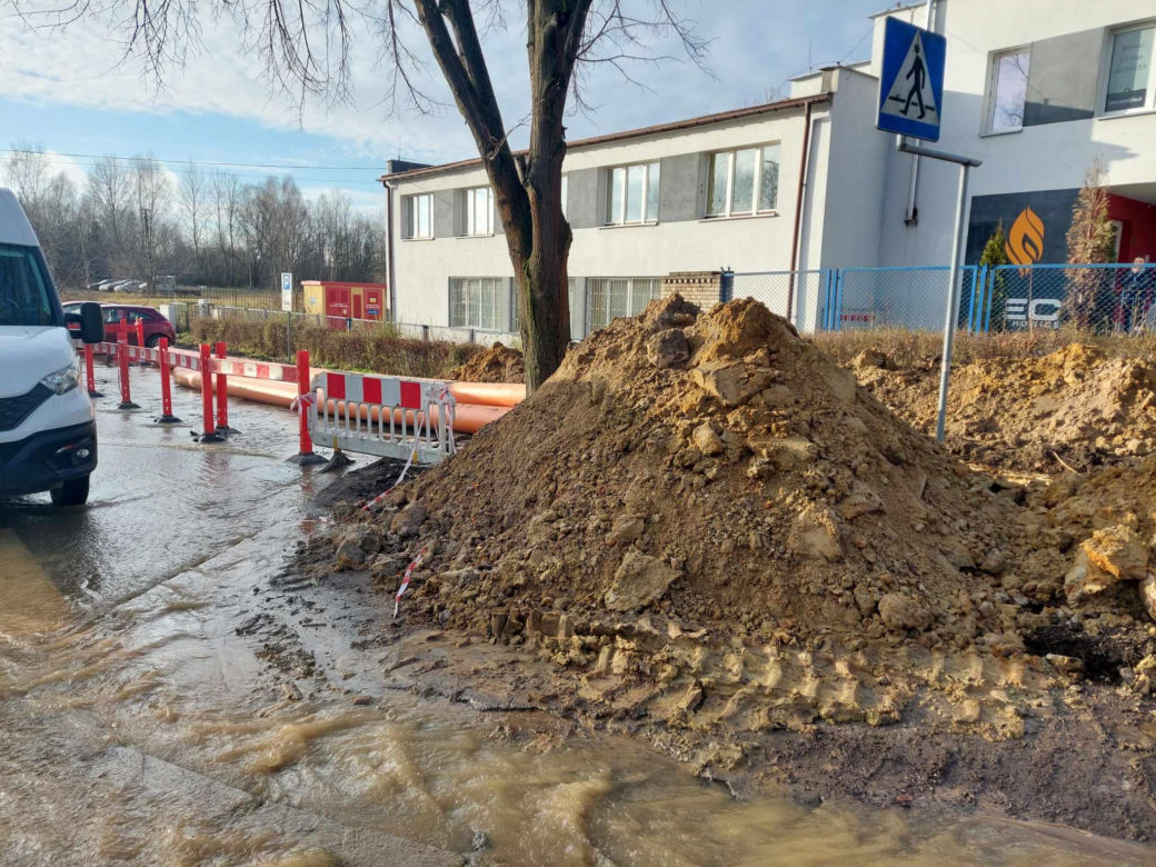 Awaria magistrali wodociągowej w Starachowicach