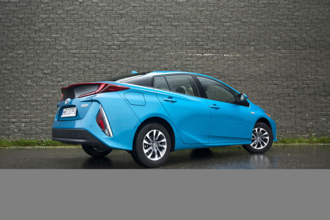 Toyota Prius Plug-in Hybrid Prestige