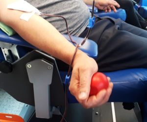 „Kolej na Ciebie - uratuj życie. Zbiórka krwi na rzeszowskim dworcu PKP