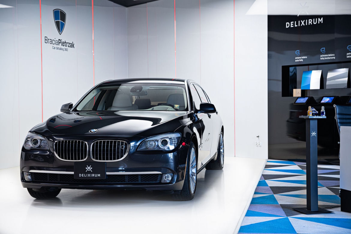 Robert Burneika jeździ wycackanym BMW 750Li