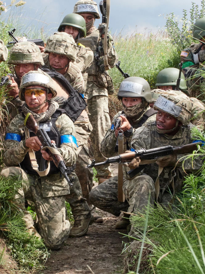 Legion Międzynarodowy Obrony Ukrainy w zawieszeniu. Zagraniczni ochotnicy alarmują o niepewnej przyszłości