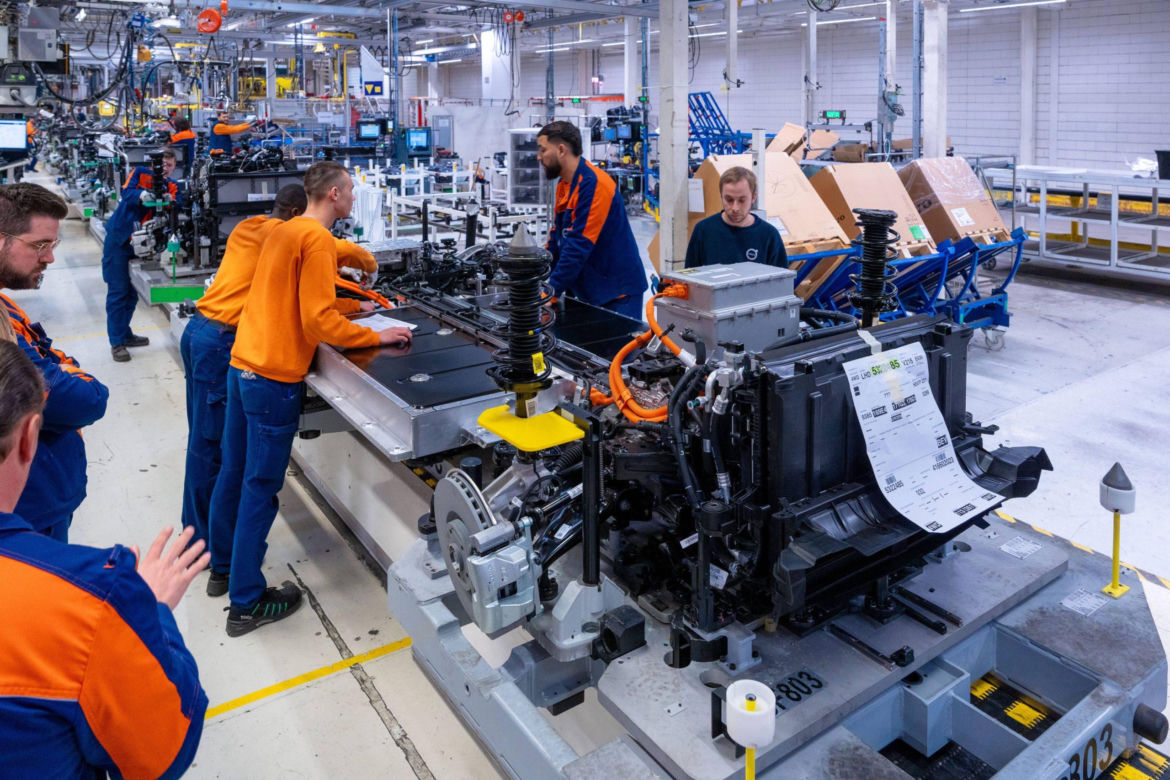 Produkcja Volvo EX30 w Gandawie