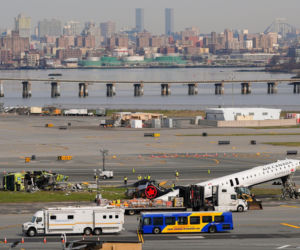 Stewardesa przeżyła katastrofę lotniczą. Ujawniono jej obrażenia