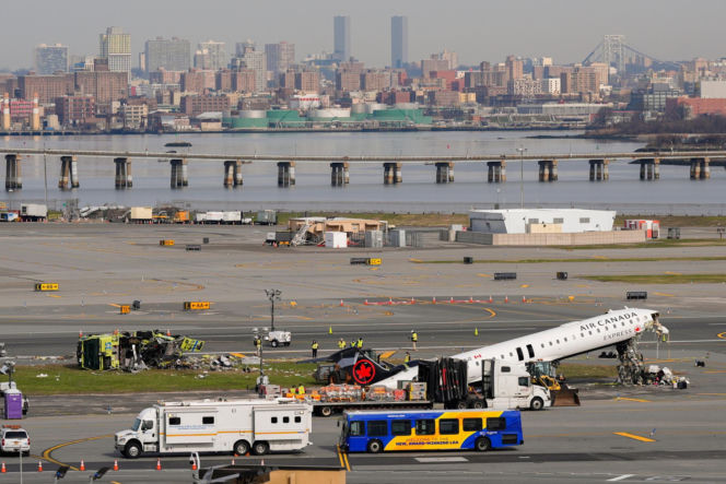 Stewardesa przeżyła katastrofę lotniczą. Ujawniono jej obrażenia