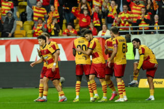Jagiellonia zagra z liderem. Mecz z trybun obejrzy Adrian Siemieniec