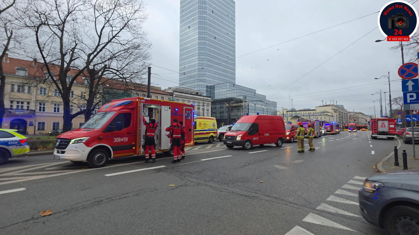 Zderzenie tramwajów i autobusu w Warszawie 18.11.2025