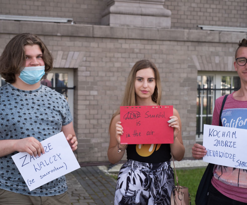 W Zabrzu tak cuchnie, że nie da się wytrzymać. Protest: Mamy dość smrodu!