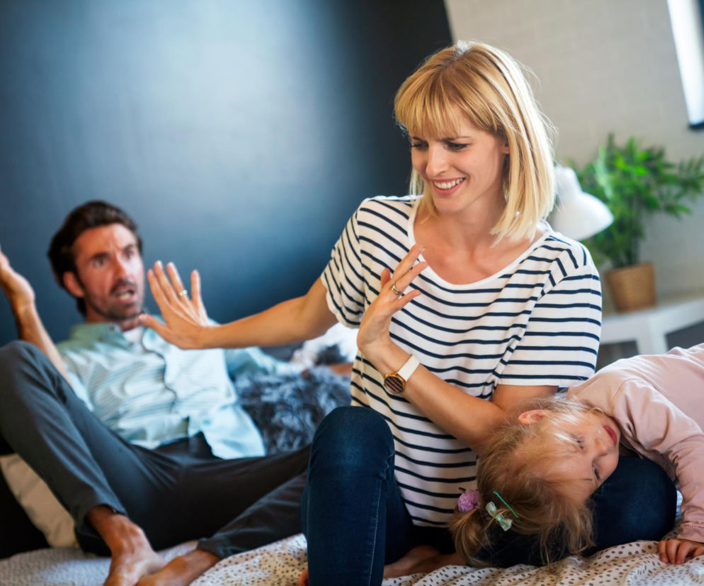 Syndrom progu drzwi. Jak stres z pracy wpływa na relacje rodzinne