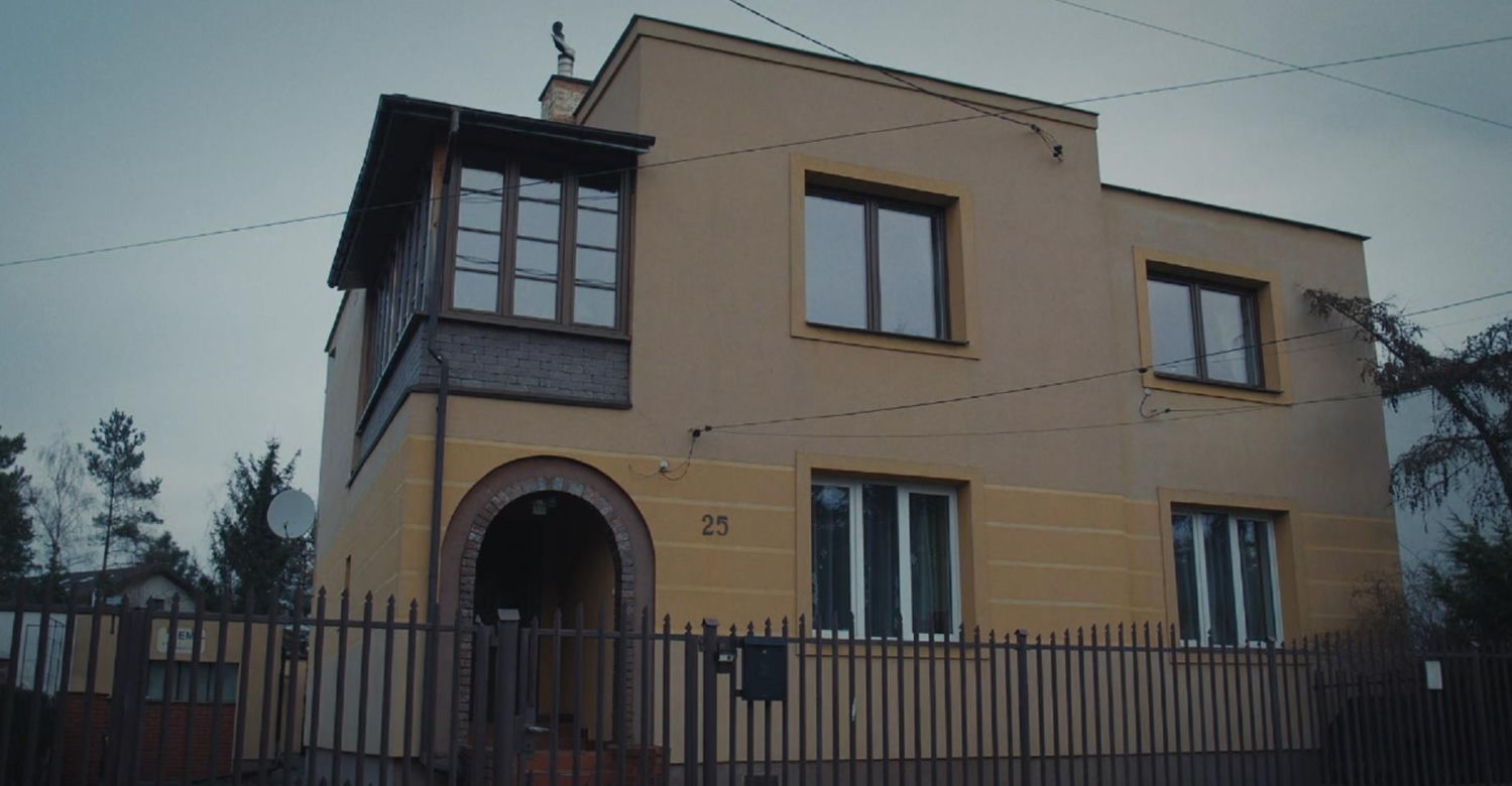 M jak miłość odc. 1808. Dom w Józefowie, gdzie ukrywali się Kama, Marcin i Ania
