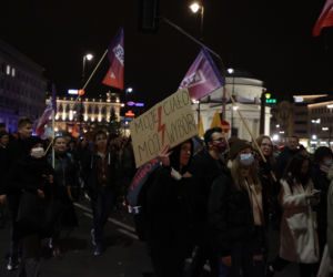 Strajk Kobiet w Warszawie. Tłumy znów wychodzą na ulice