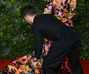 Nick Jonas i Priyanka Chopra na gali The Fashion Awards 2021