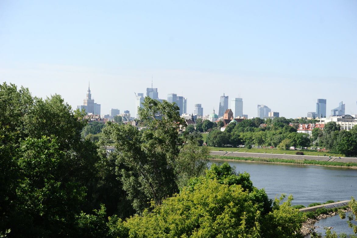 Widok z mostu Gdańskiego na lewą stronę Wisły
