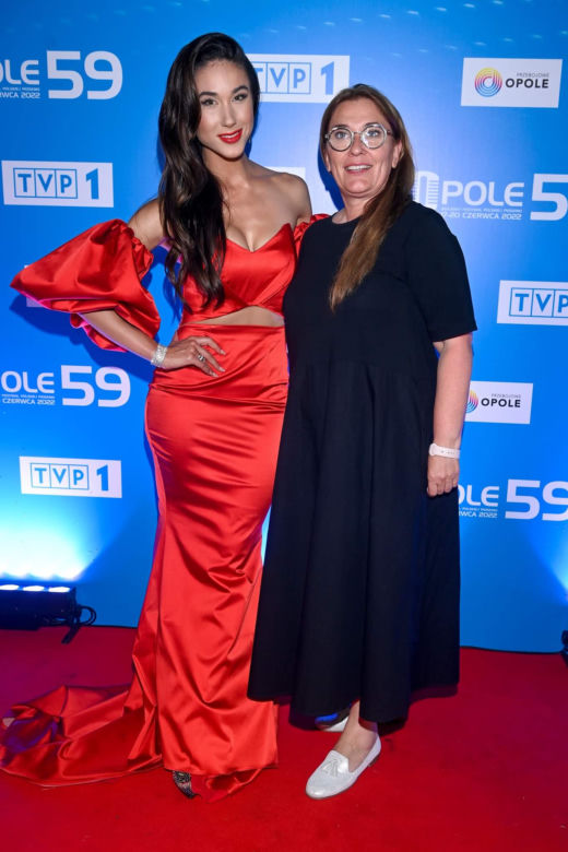 Europosłanka Beata Mazurek  wybrała się na festiwal do Opola