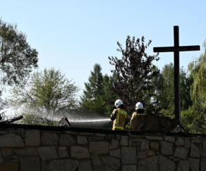 Krzyż przetrwał inferno. Zadziałała opatrzność?