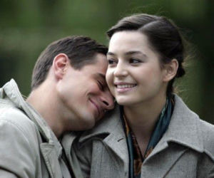 CZAS HONORU. Lena (Agnieszka Więdłocha) i Janek (Antoni Pawlicki)