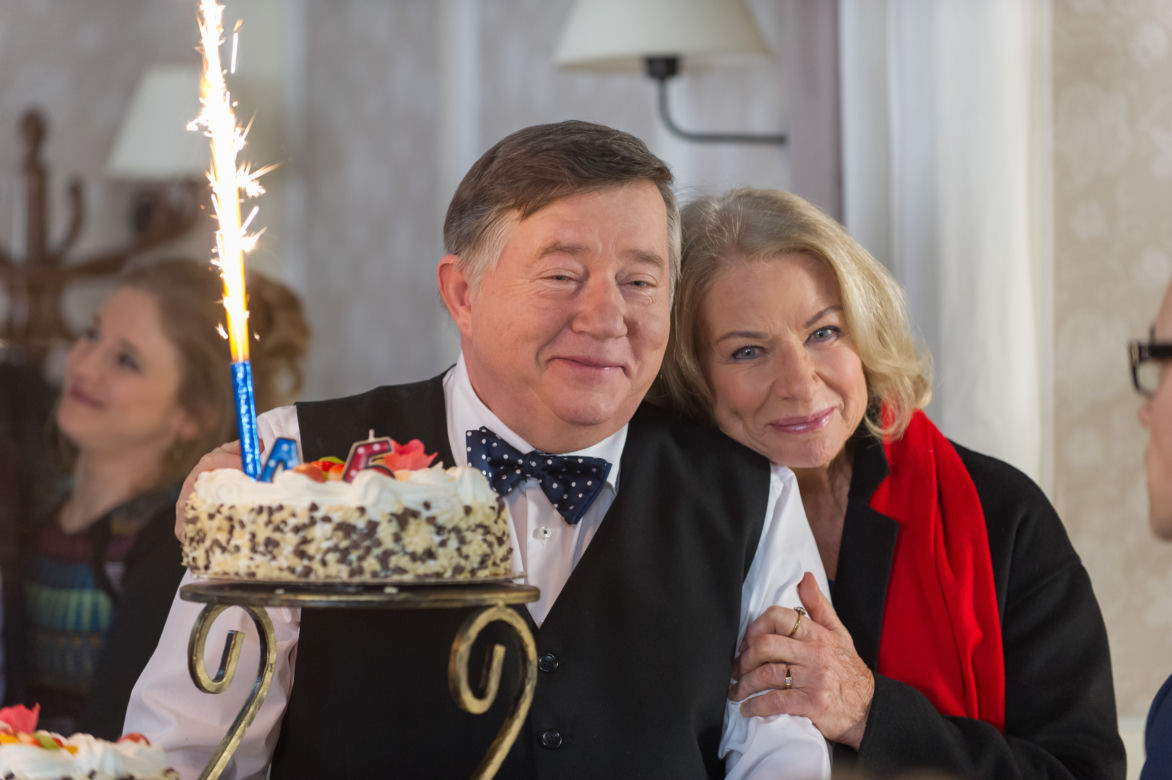 Na Wspólnej, Włodek (Mieczysław Hryniewicz) Maria (Bożena Dykiel)