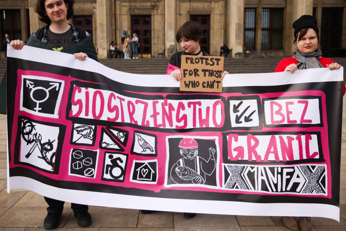 Marsze w całej Polsce! Kobiety żądają legalnej aborcji. „To nie jest koniec walki”