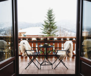 House burping - niemiecki sposób wietrzenia mieszkania. Sprawdź, jak wpływa na zdrowie domowników