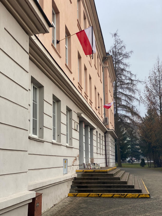 Jelenia Góra: Pogrzeb 11-letniej Danusi. Całe miasto pogrążone w smutku