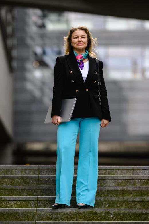 Z korporacji przesiadła się do taksówki