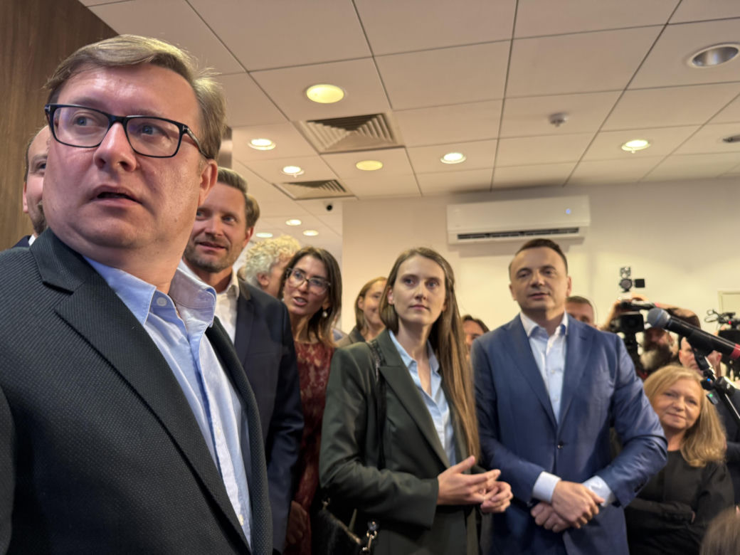 Łukasz Gibała po I turze w Krakowie. Wbił szpilę „warszawskim politykom”