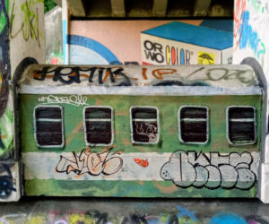Trójwymiarowy mural przypomina o dawnej świetności linii kolejowej do Polic