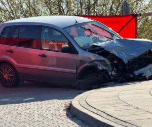 Dwa śmiertelne wypadki na drogach Mazowsza. Rowerzysta i motocyklista zginęli po potrąceniu