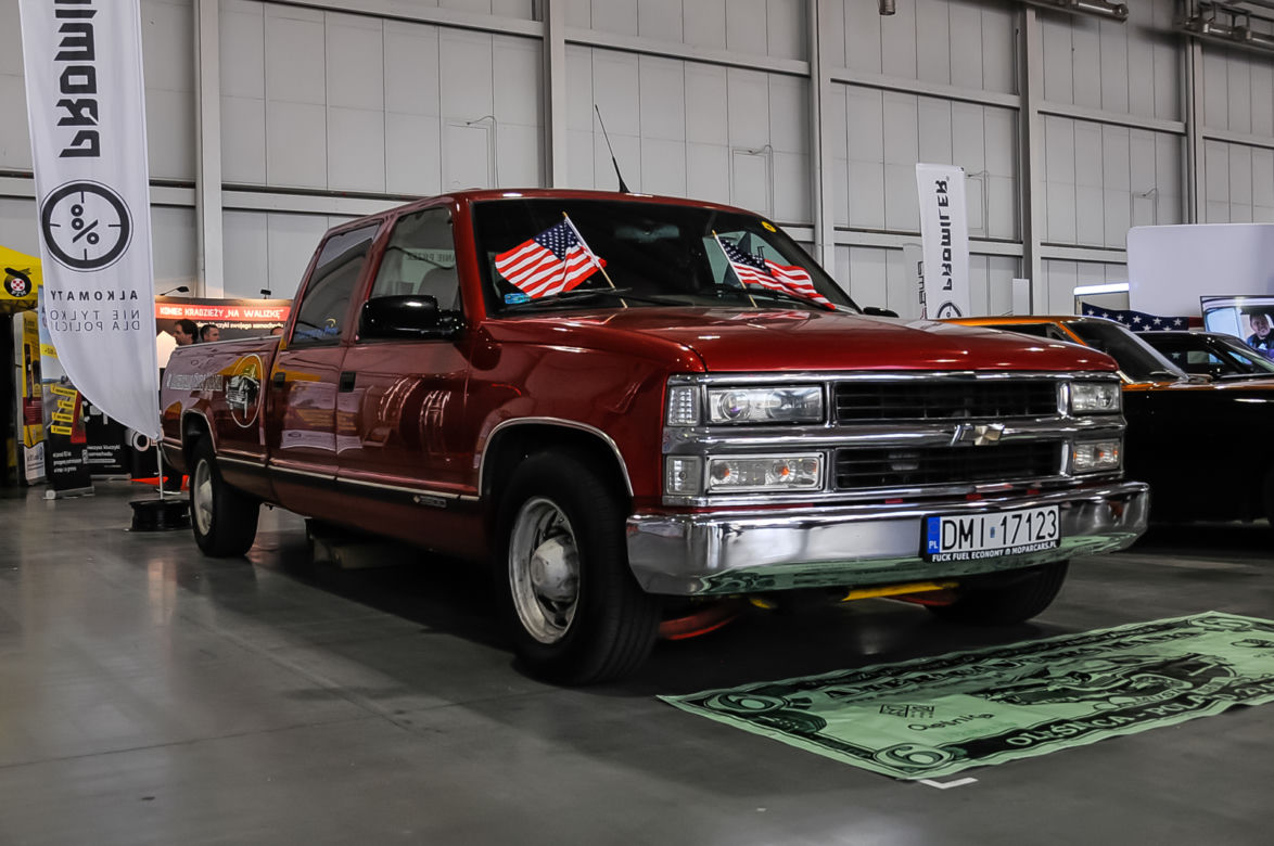 Klasyki i tuning – nietypowe auta na Poznań Motor Show
