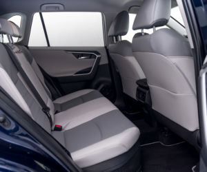  Toyota RAV4 mk. V