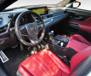 Lexus ES 300h F Sport