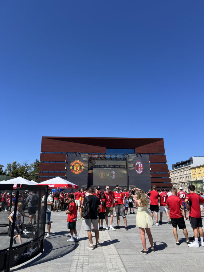 Kibice Manchesteru United i Milanu