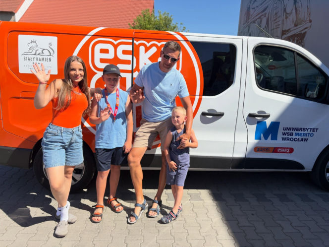 Pojazdy wszech czasów i klimat PRL-u! Ekipa ESKA Summer City wpadła do Oławy