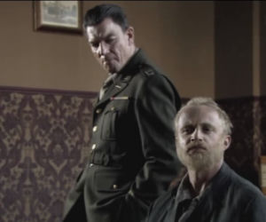 Czas honoru 6 odc. 67. Meyers (Mirosław Zbrojewicz), Lars Rainer (Piotr Adamczyk)