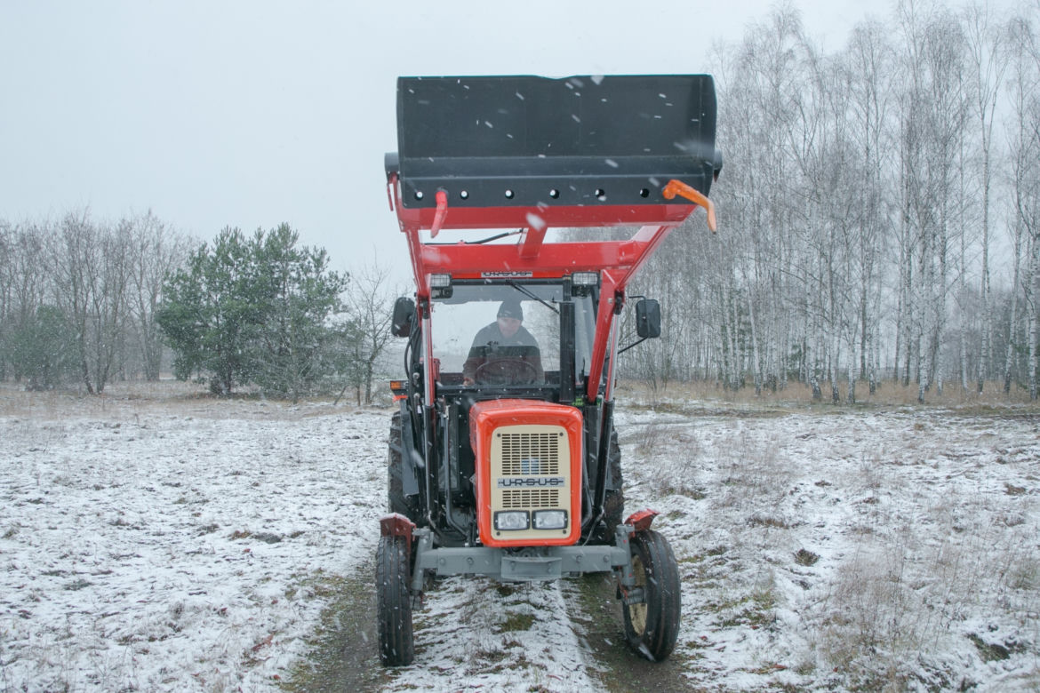 Rolnicy. Podlasie. Andrzej i jego odnowiony ciągnik