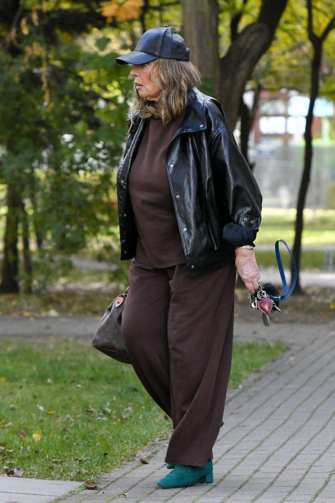 Agnieszka Fitkau-Perepeczko  na bazarku