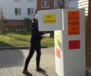 Czytelnicy ze Świdnika znajdą książki... w lodówce