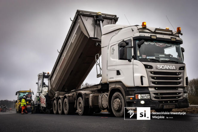 Pierwszy asfalt na Trasie Północnej