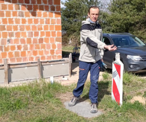 Przez urzędników noszę wodę w wiadrach