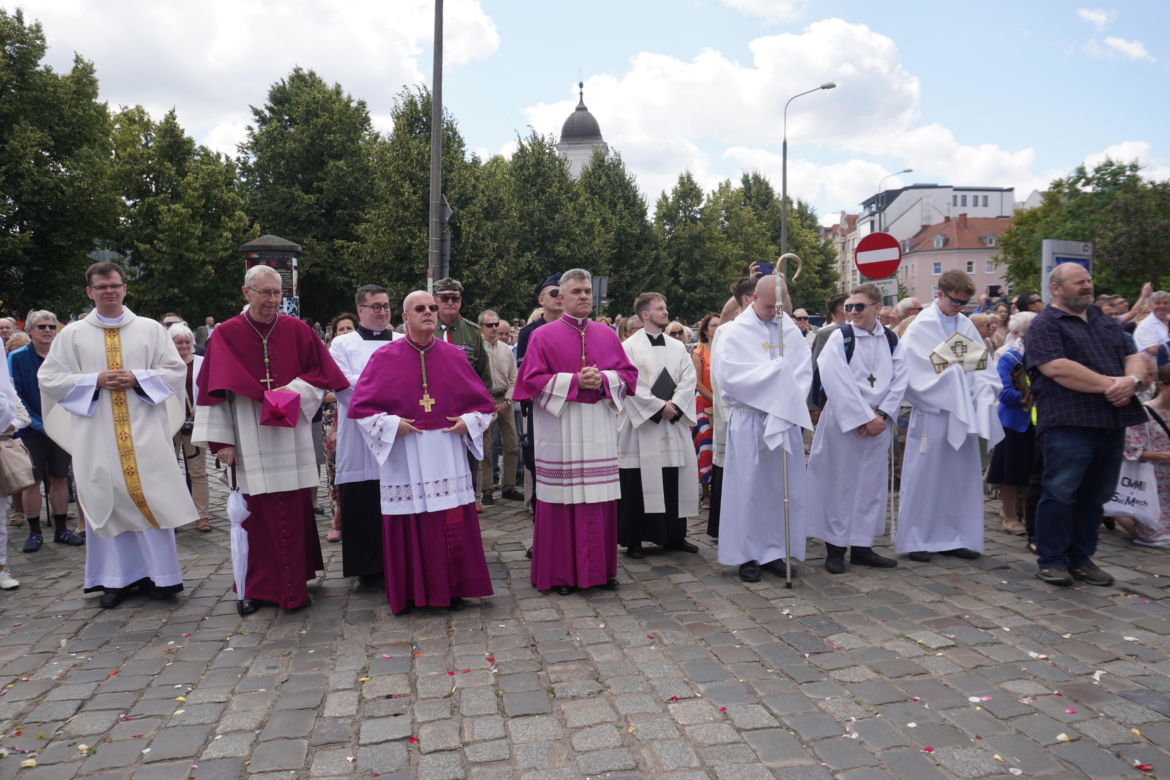 Procesja Bożego Ciała 2025 Poznań 