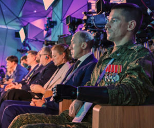 Robot podszedł do Putina! Nie zgadniesz, co zrobił potem