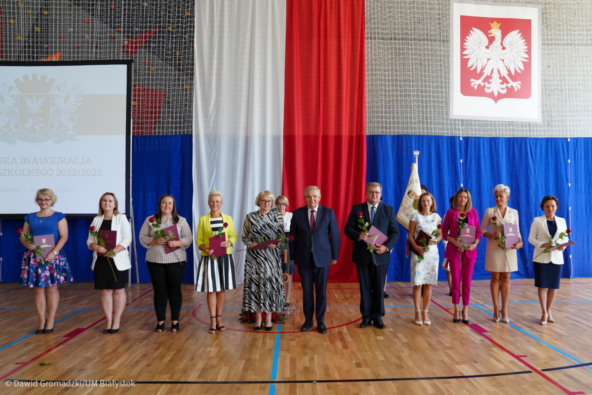 Uroczyste miejskie rozpoczęcie roku szkolnego w XI LO