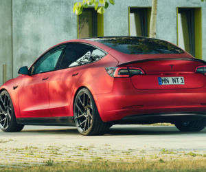 Tesla Model 3 po tuningu Novitec