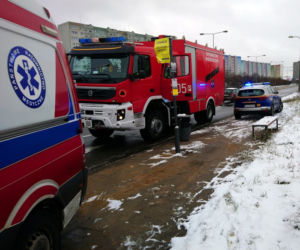 Poznań: Pod mostem LEŻAŁA kobieta! Konieczna była pomoc strażaków