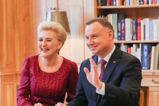 Pierwsza Dama Agata Duda pomoże prezydentowi wygrać wybory?! Znany profesor alarmuje