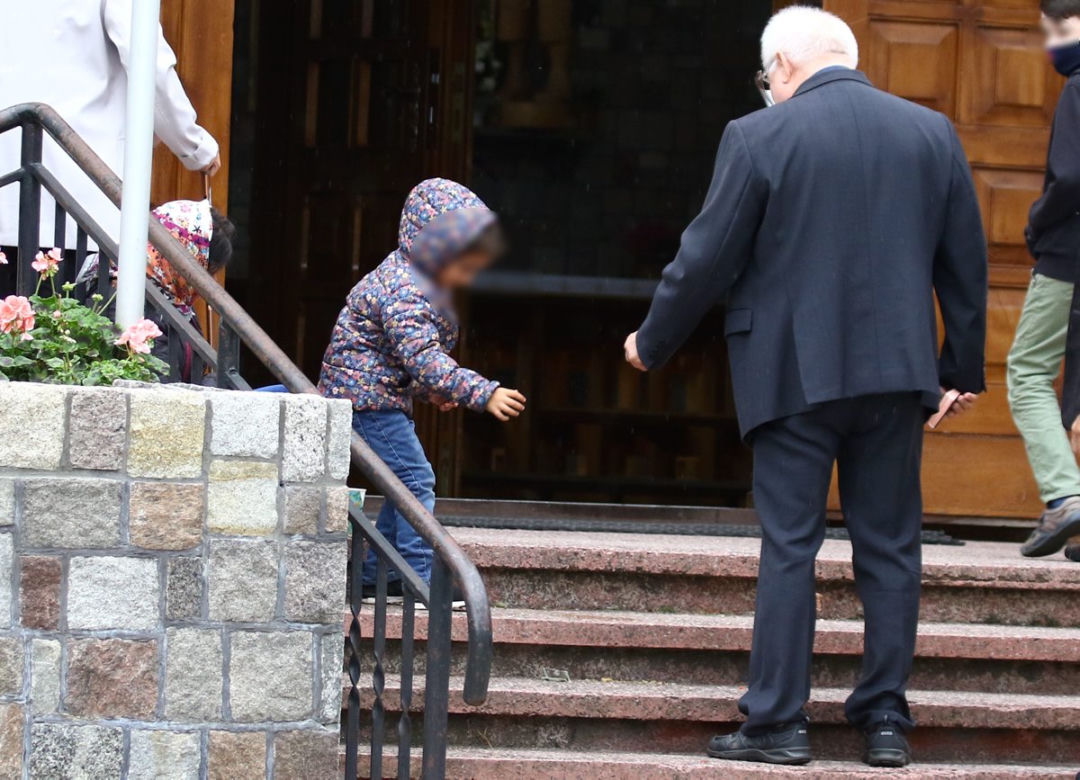 Lech Wałęsa na niedzielnej mszy