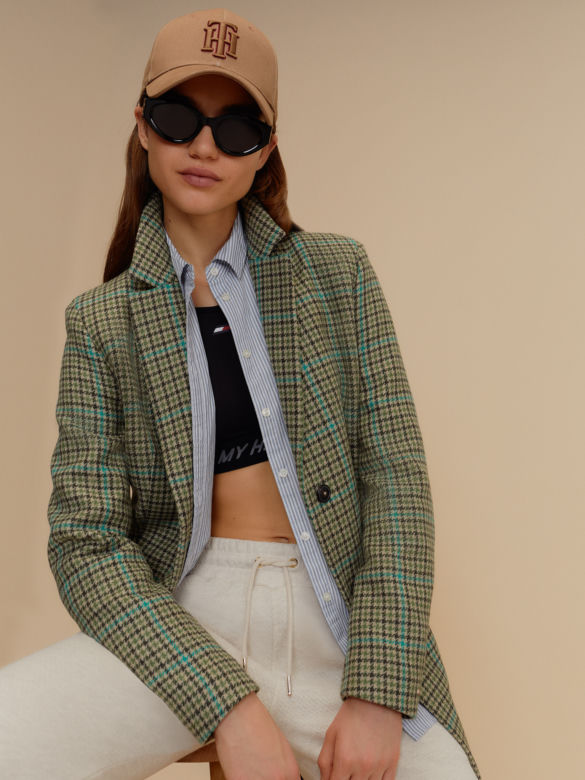 Tommy Hilfiger